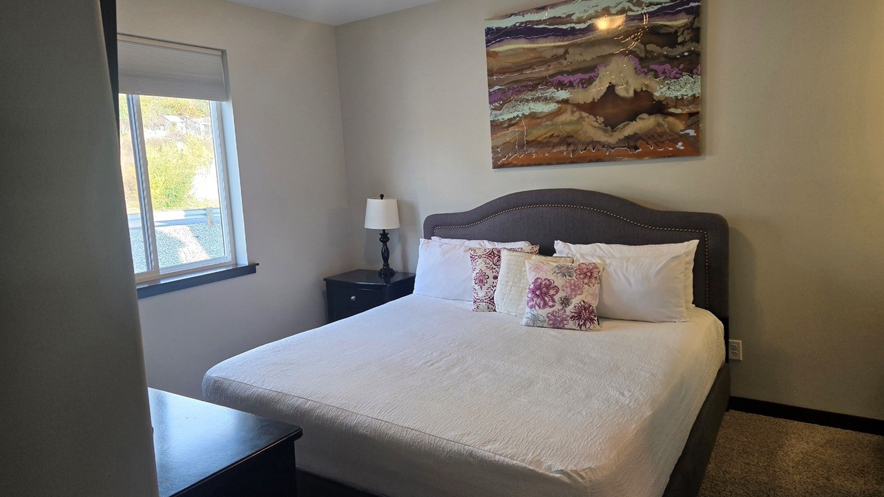 Photo of Bedroom in Manson