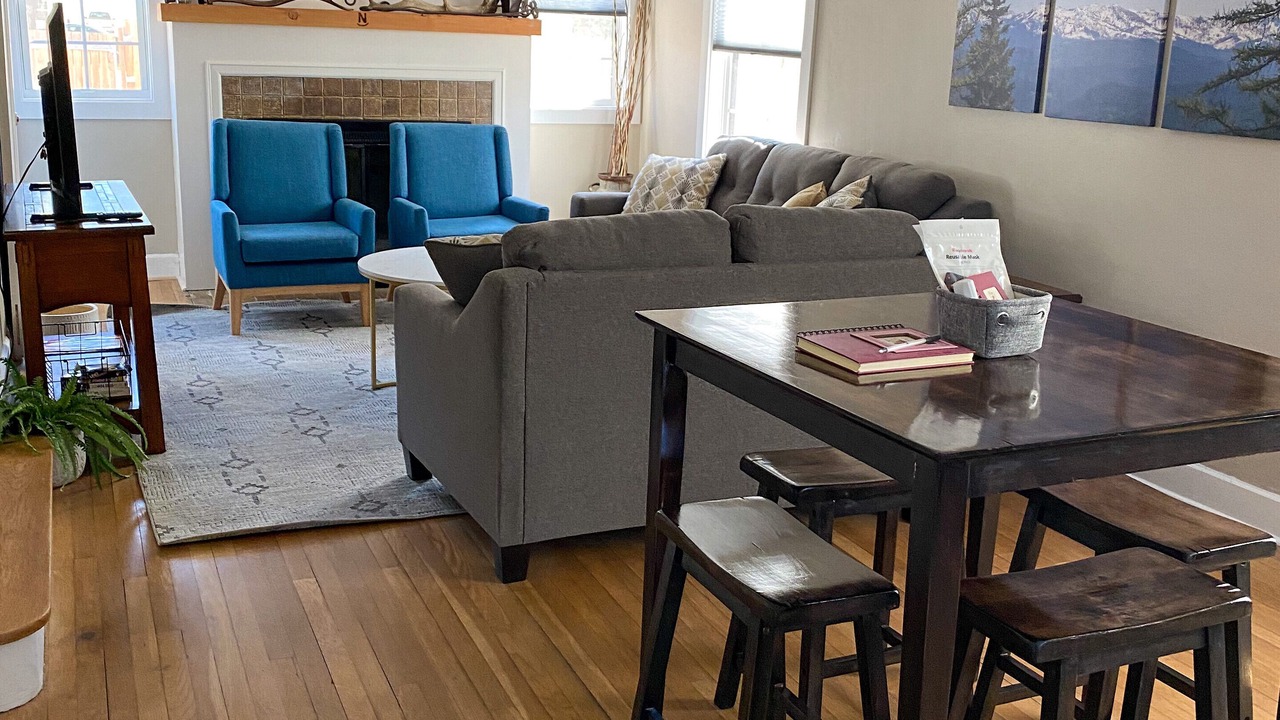 Photo of Livingroom in Baker City