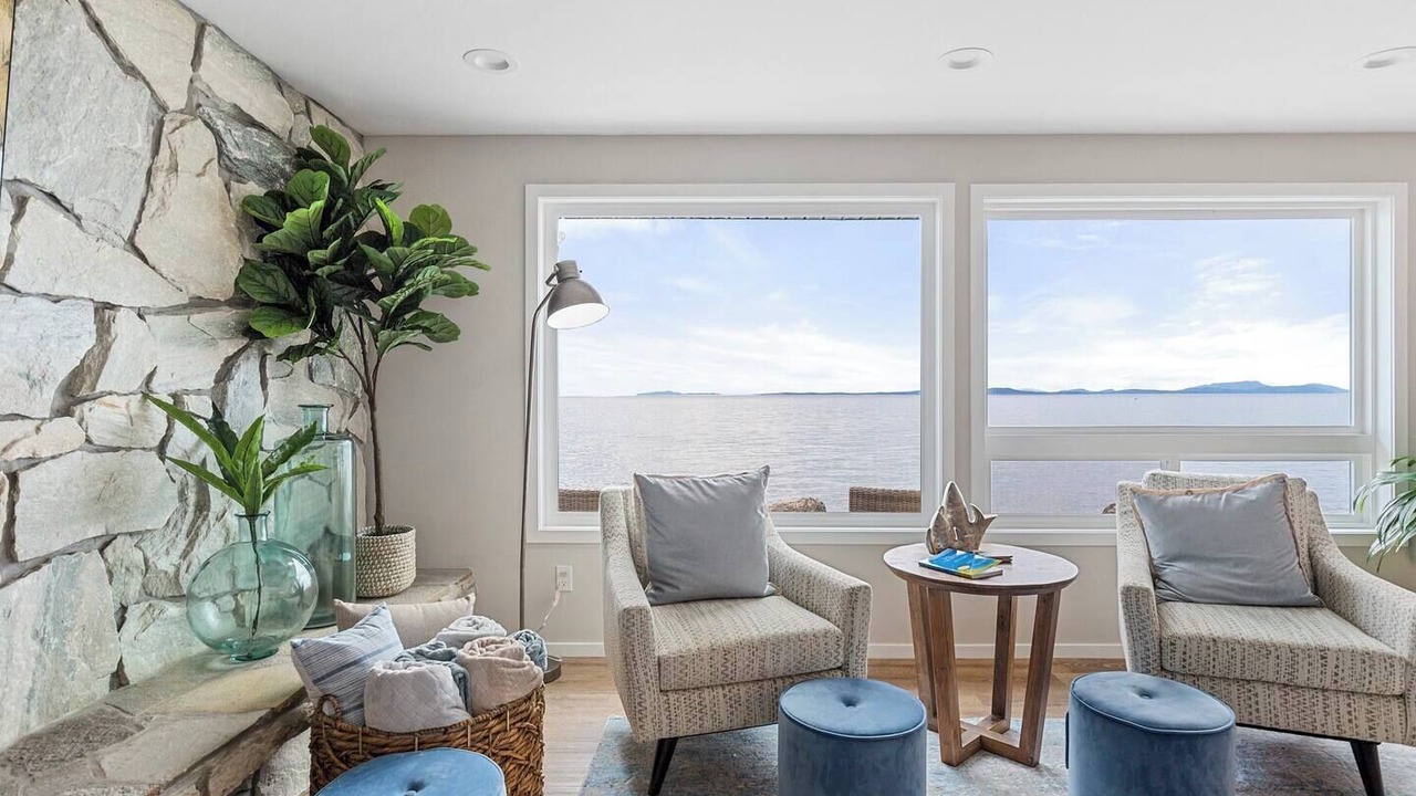 Photo of Bedroom in Oak Harbor