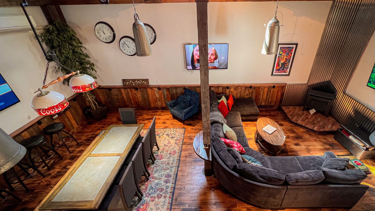 Photo of Livingroom in Avery Park
