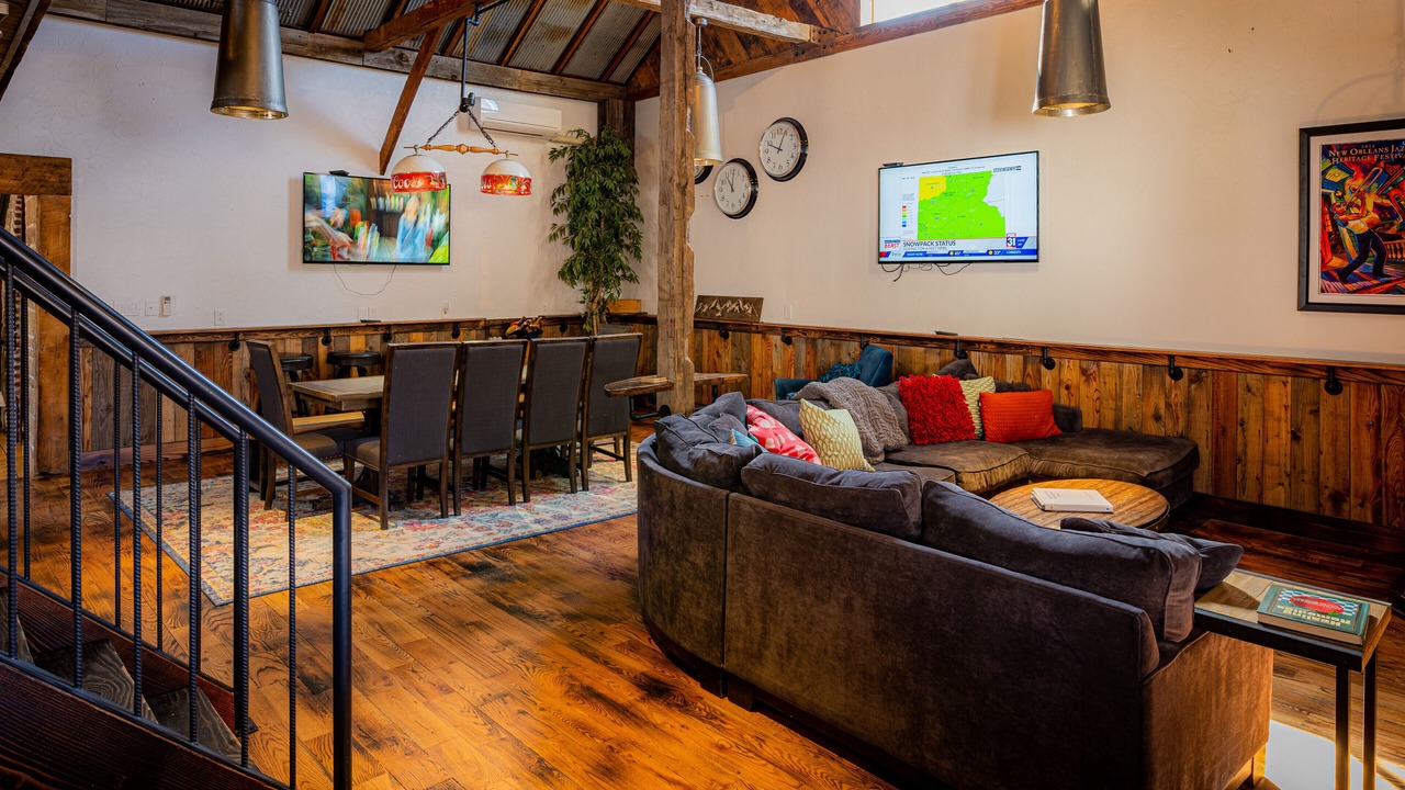 Photo of Livingroom in Avery Park