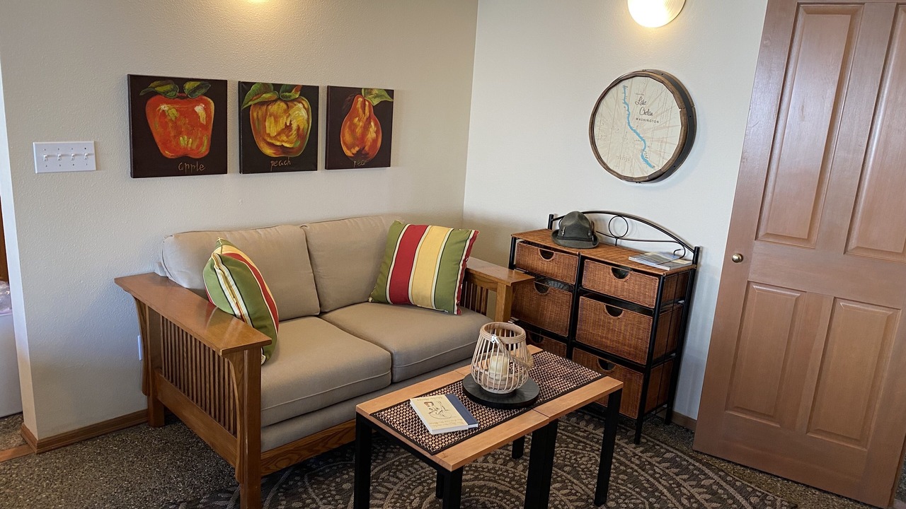 Photo of Livingroom in Wapato Point