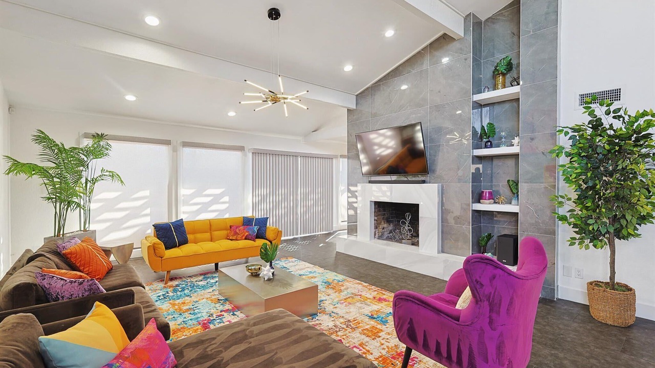 Photo of Livingroom in Grand Prairie