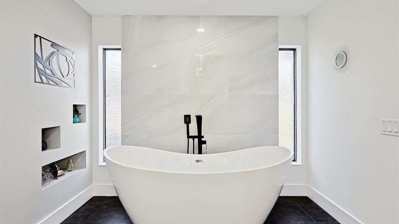 Photo of Bathroom in Grand Prairie