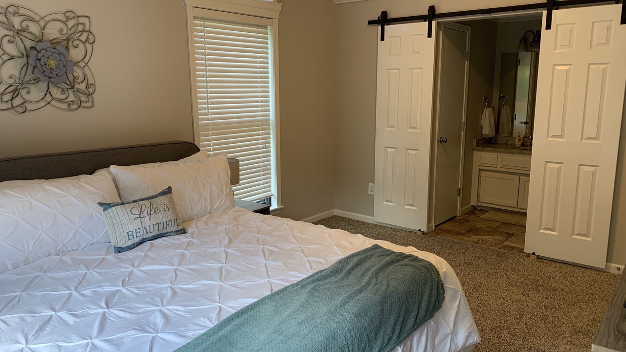 Photo of Bedroom in Shawnee