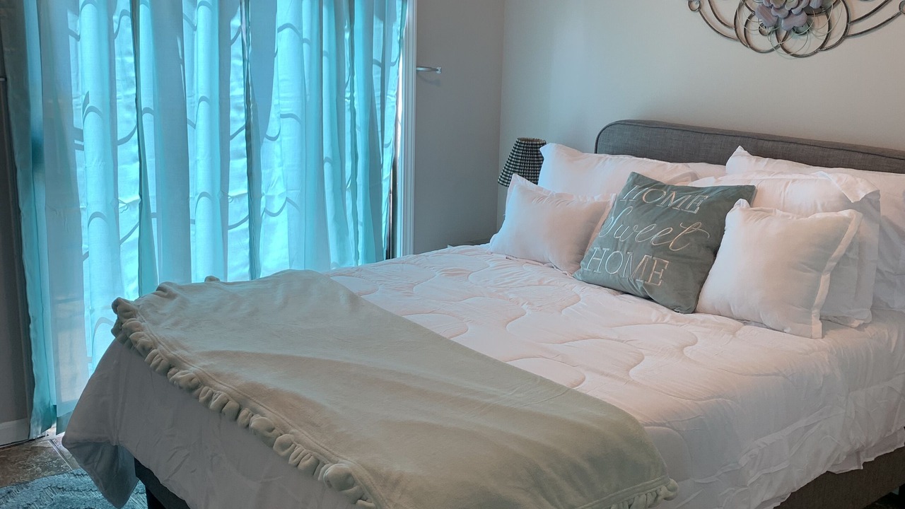 Photo of Bedroom in Shawnee