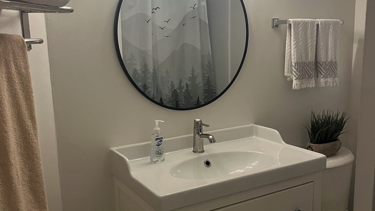 Photo of Bathroom in Foothills