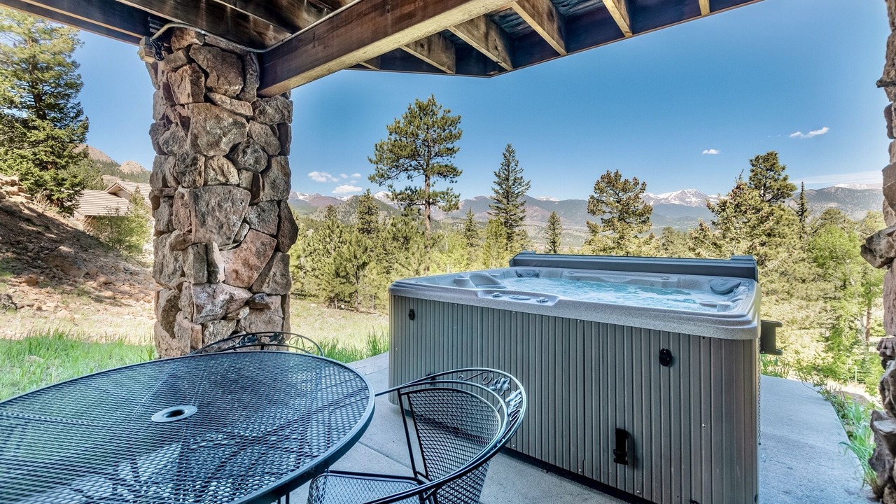 Photo of Outdoor in Windcliff Estates