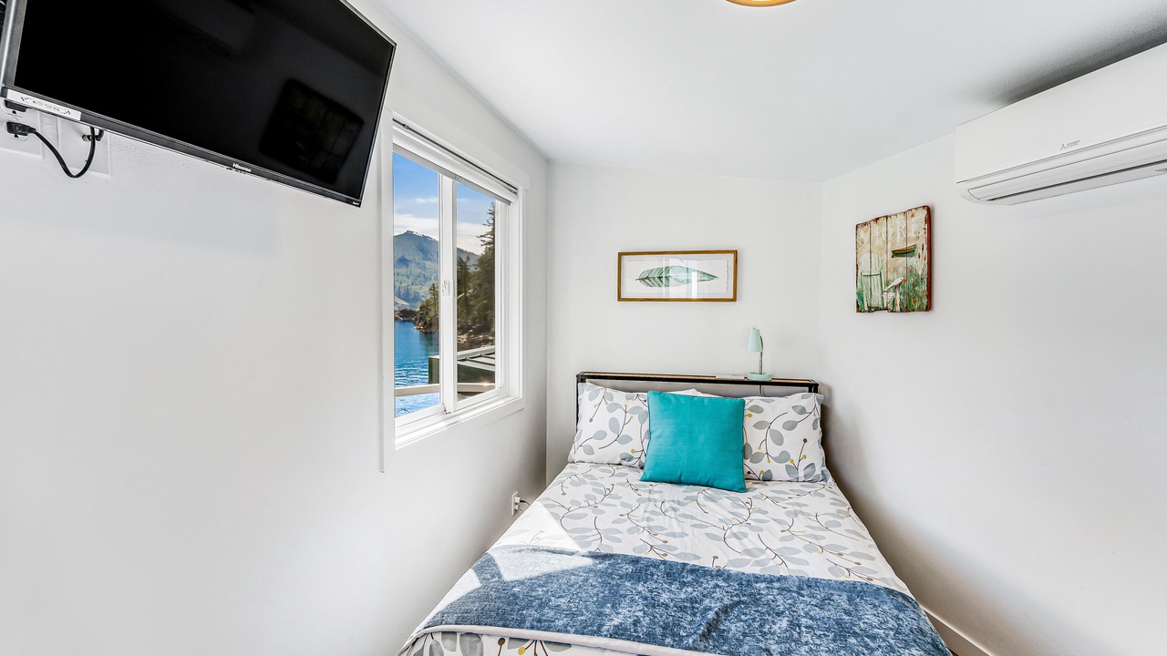 Photo of Bedroom in Chelan