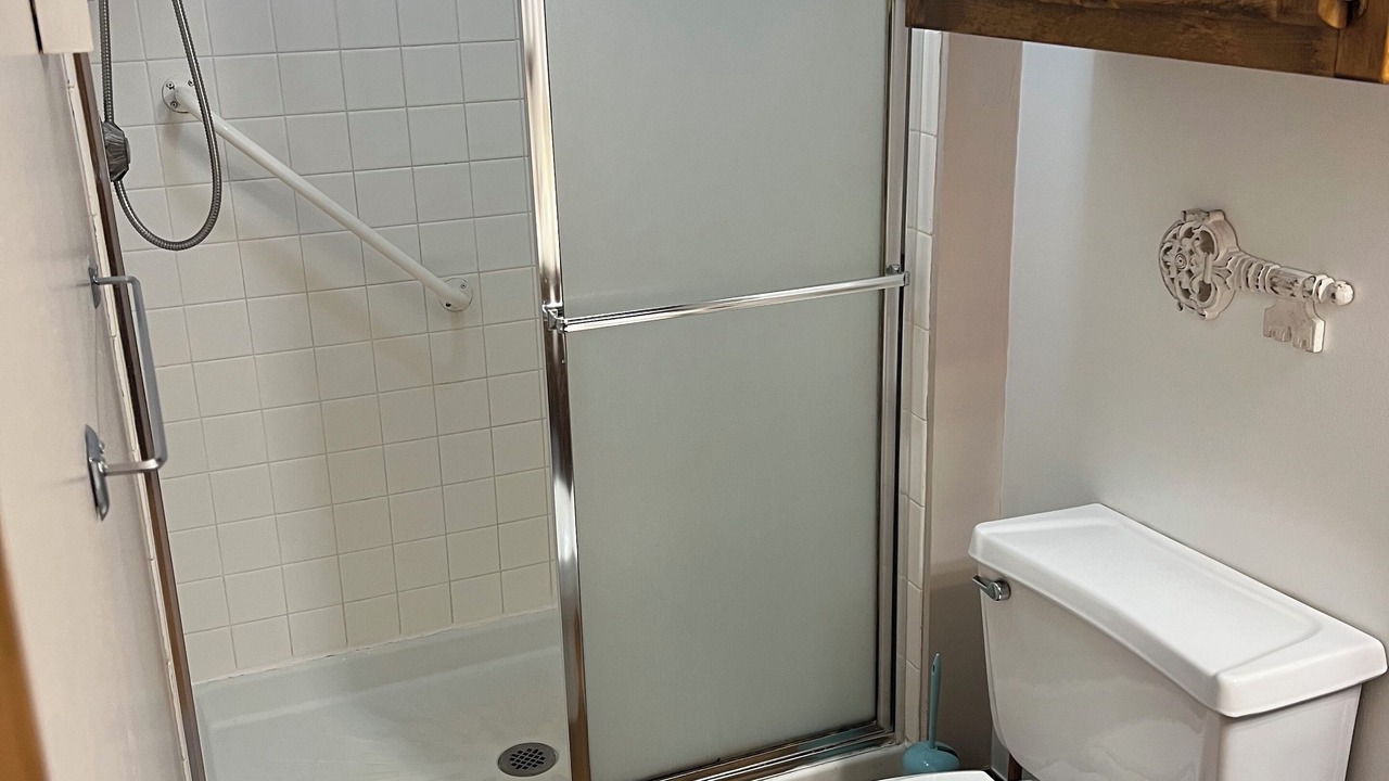 Photo of Bathroom in Shawnee