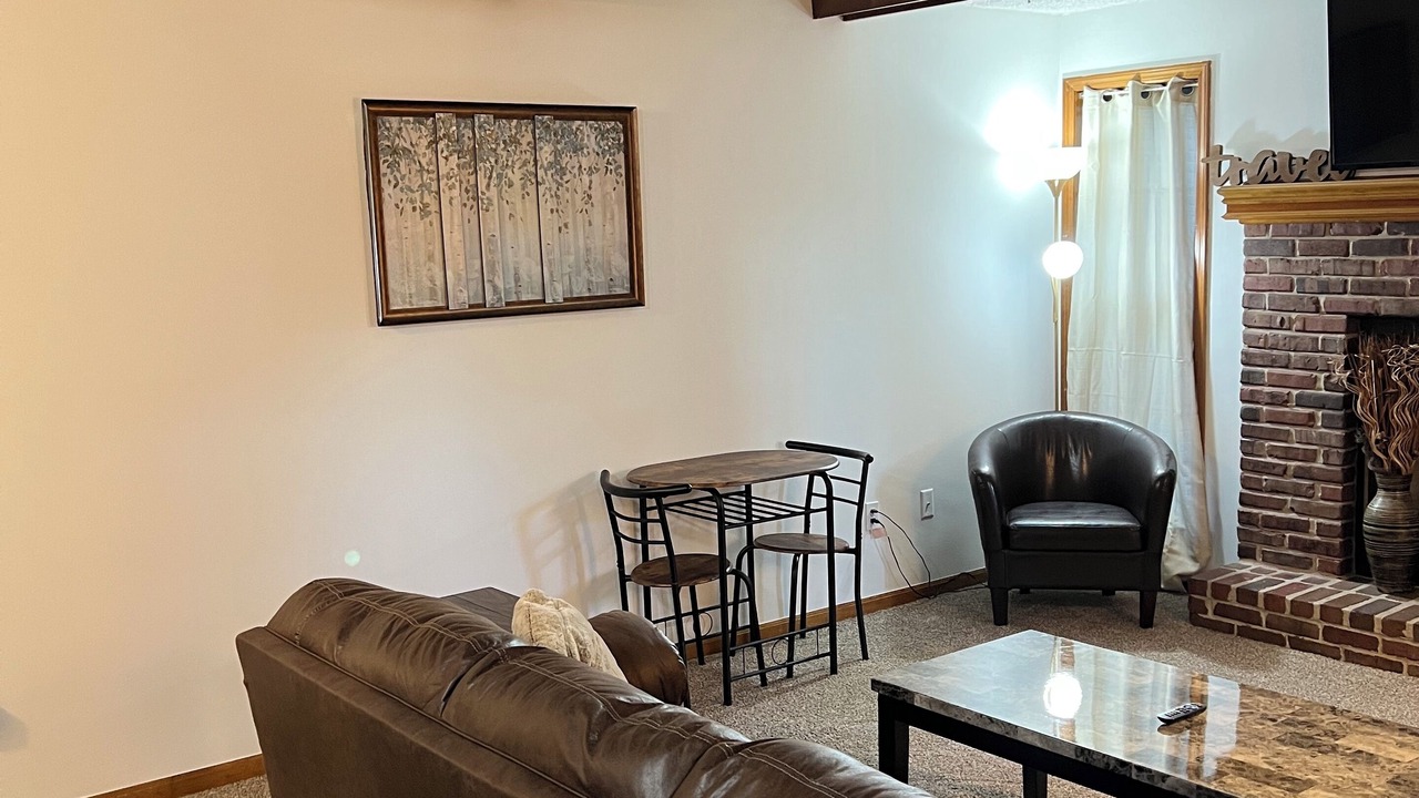 Photo of Livingroom in Shawnee