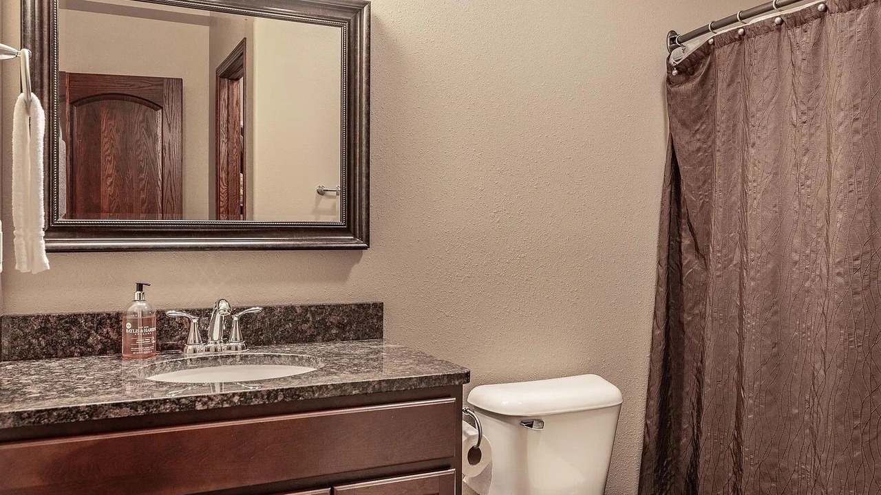 Photo of Bathroom in Smithwick