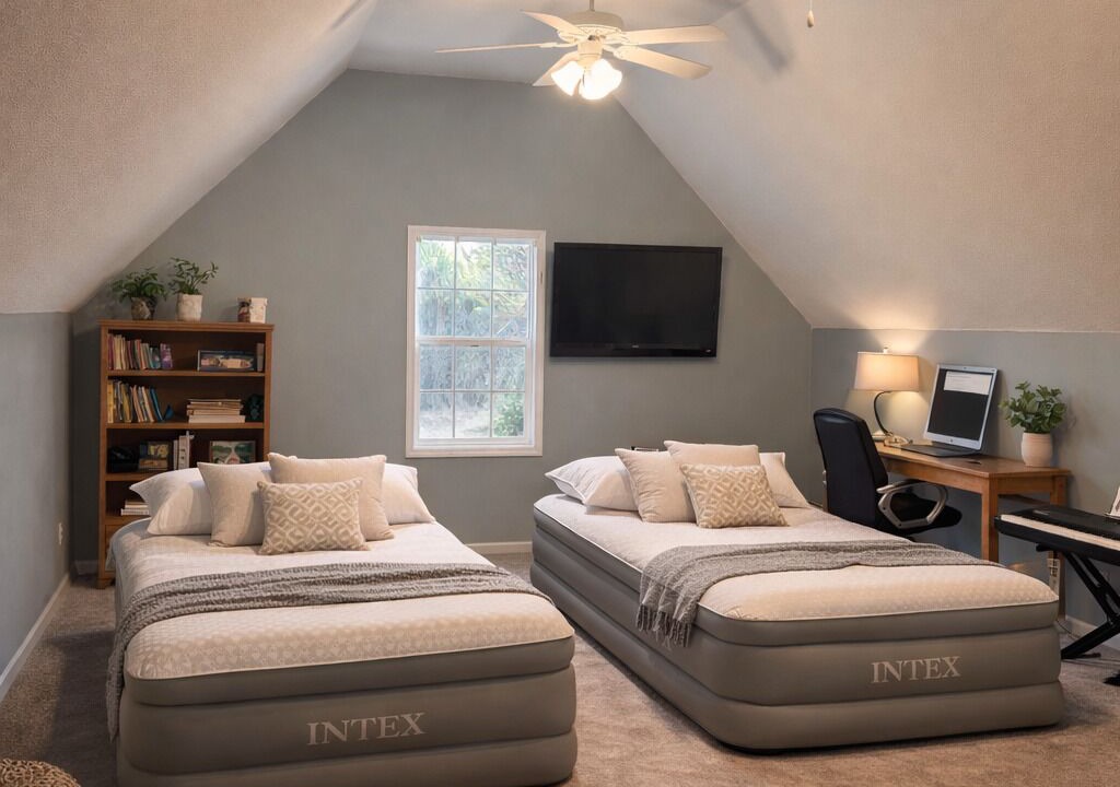 Photo of Bedroom in Andrew County