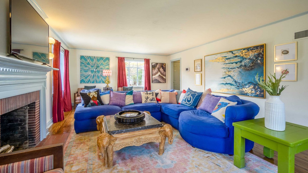 Photo of Livingroom in Central Oklahoma City