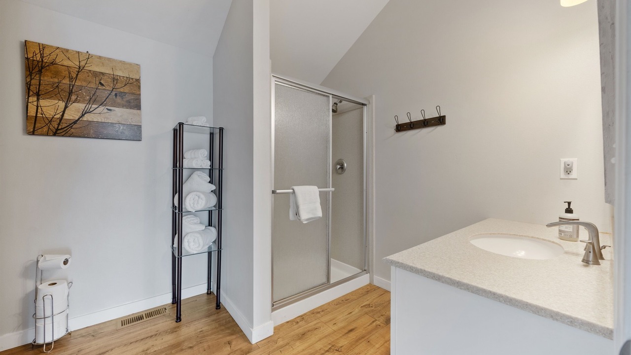 Photo of Bathroom in Manson
