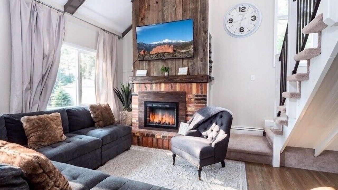 Photo of Livingroom in Colorado Springs