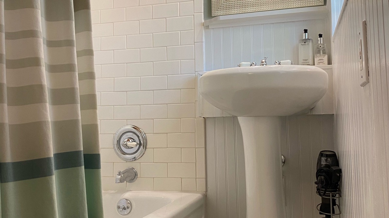 Photo of Bathroom in Ruidoso