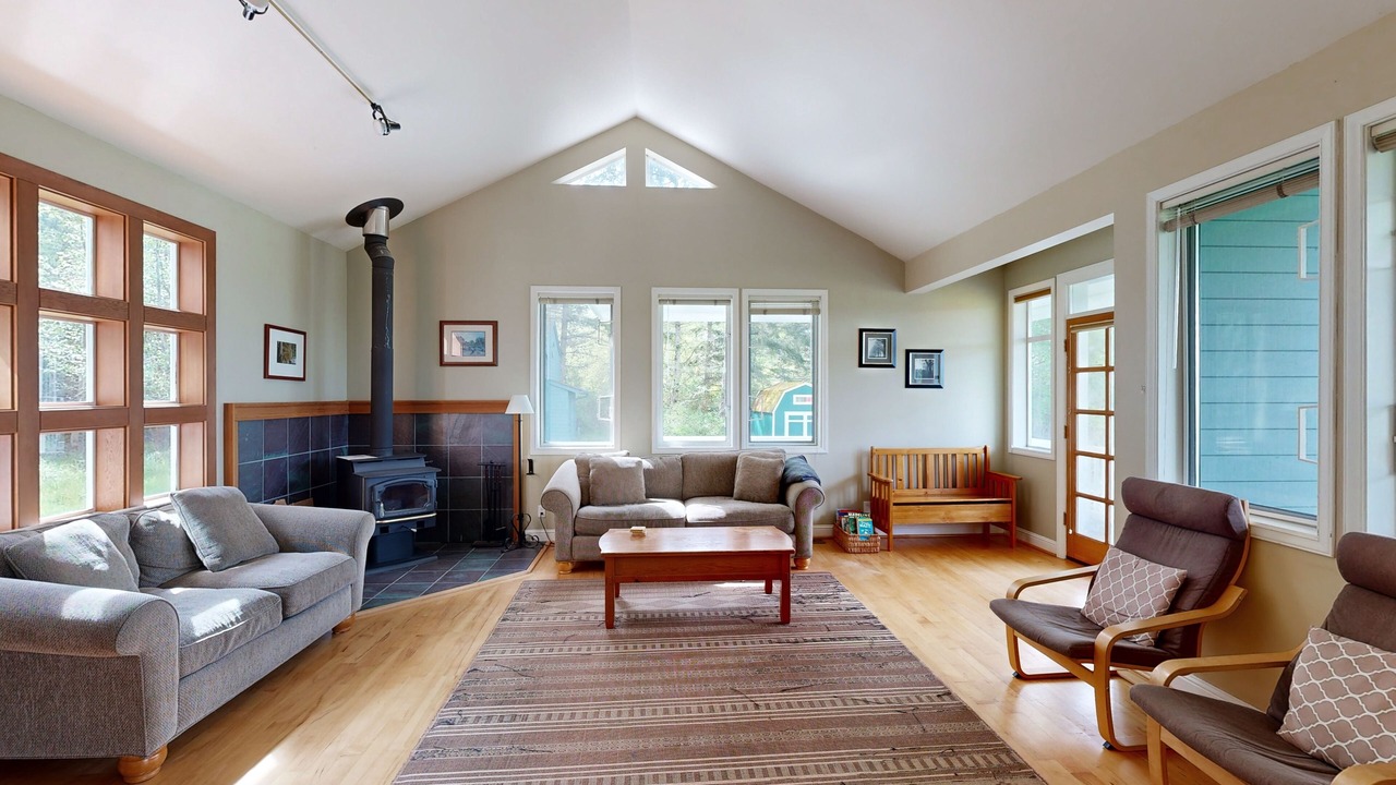 Photo of Livingroom in Lopez Island