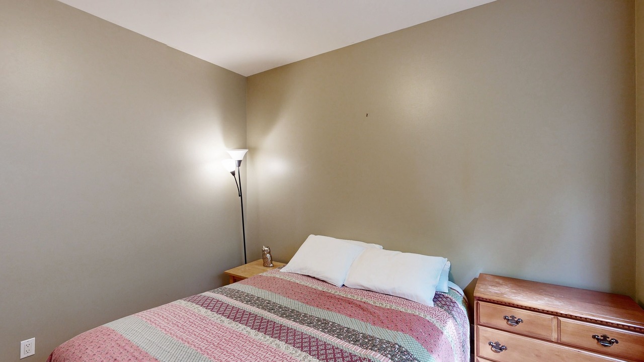 Photo of Bedroom in Lopez Island