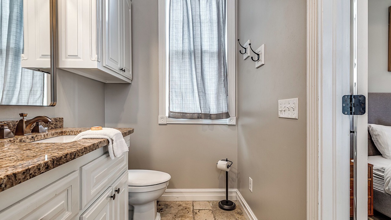 Photo of Bathroom in Carlton Landing
