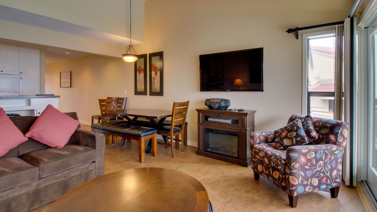 Photo of Livingroom in Chelan
