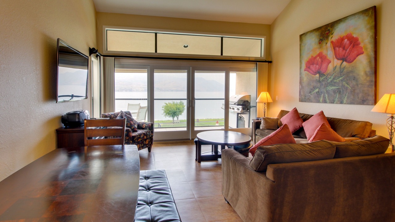 Photo of Livingroom in Chelan
