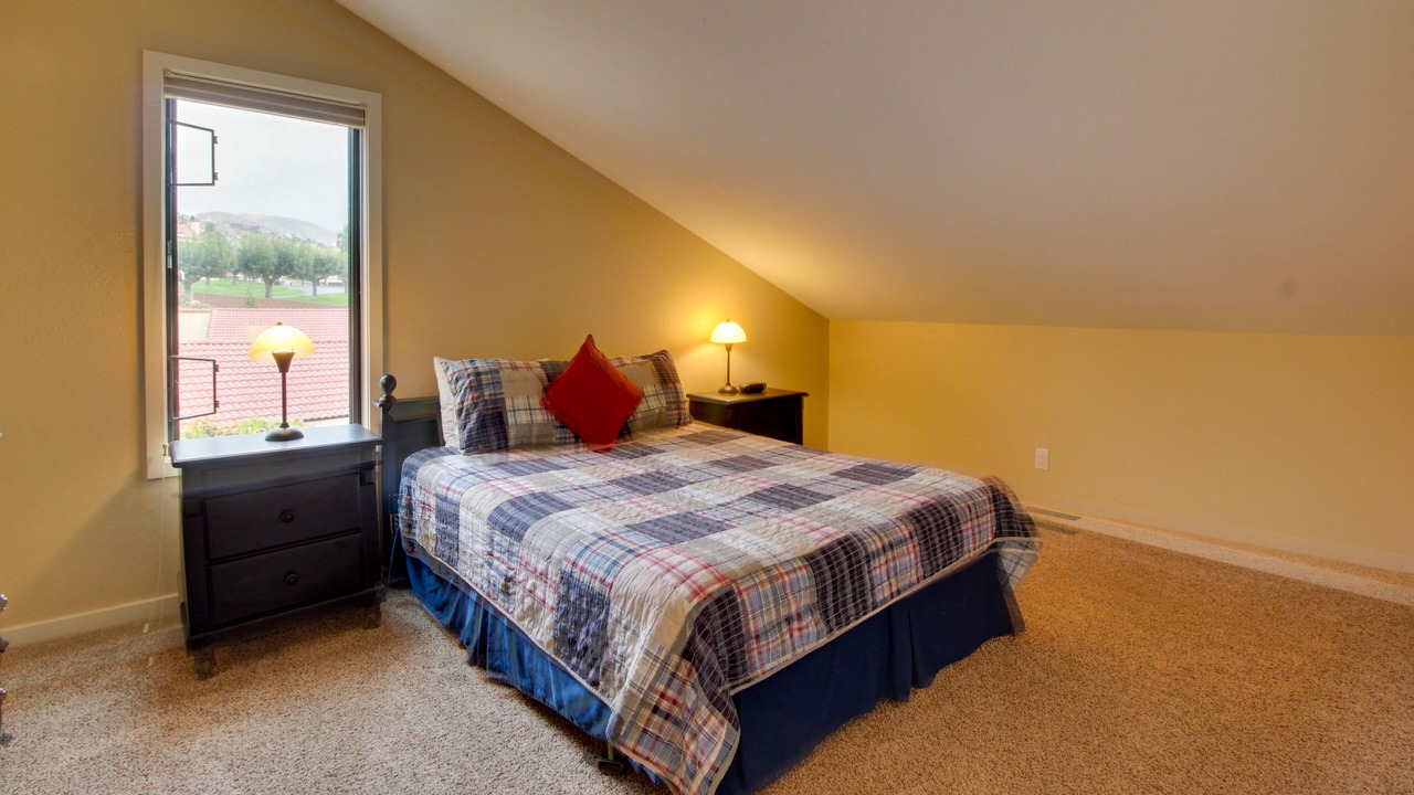 Photo of Bedroom in Chelan