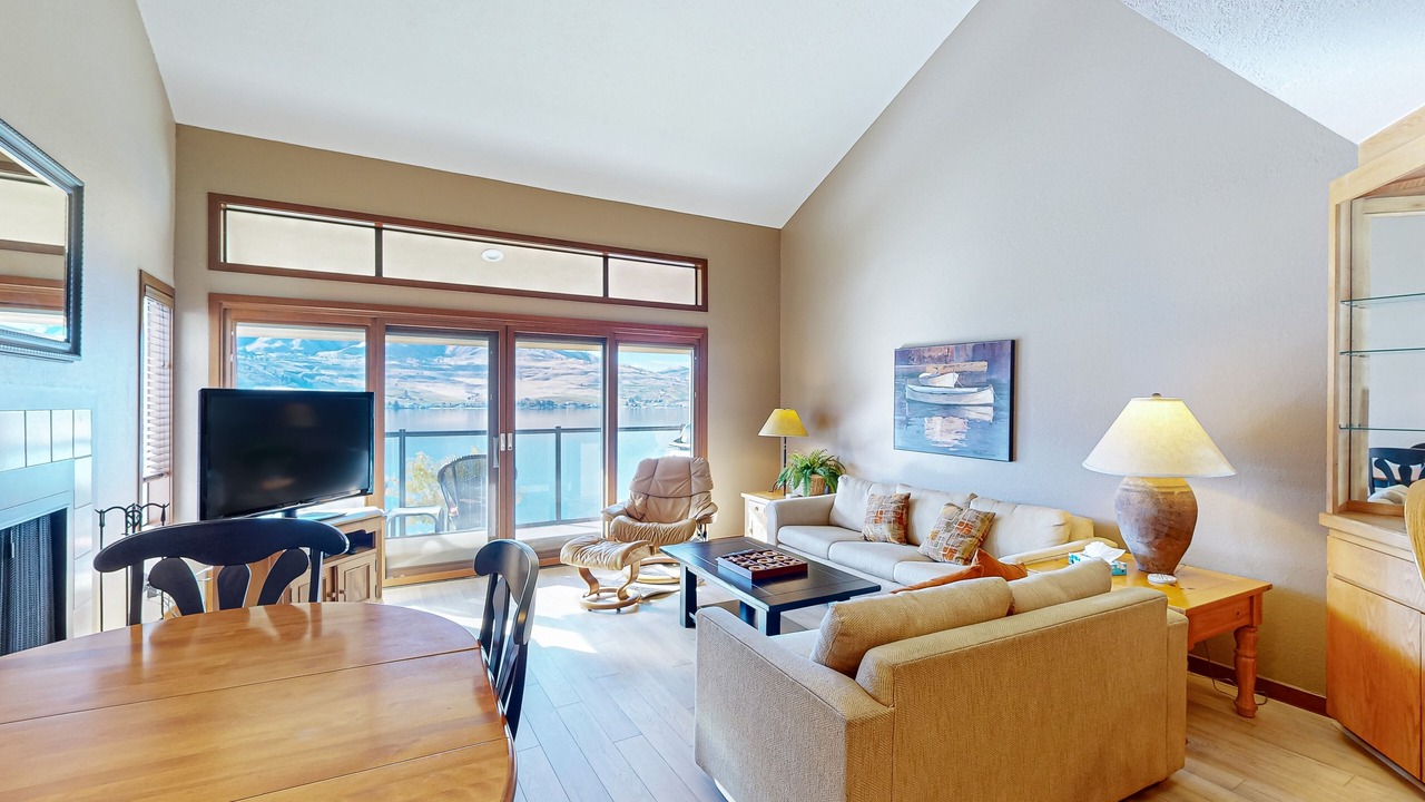 Photo of Livingroom in Chelan