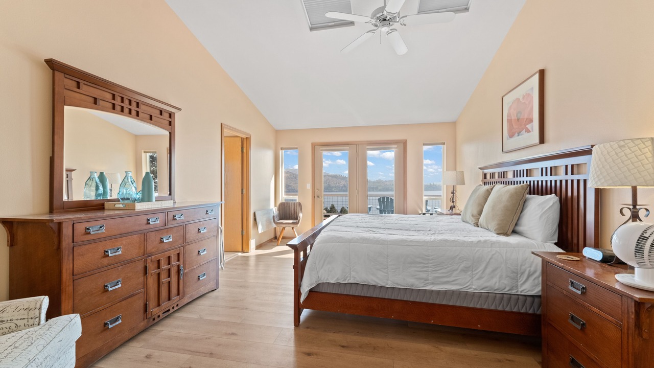 Photo of Bedroom in Chelan