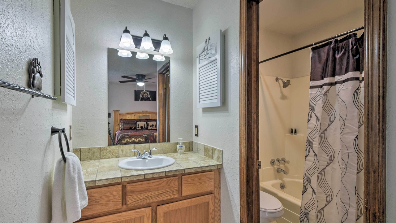 Photo of Bathroom in Ruidoso