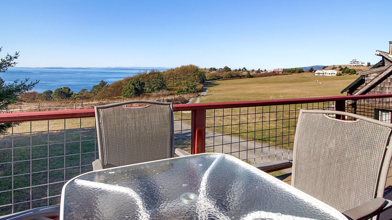 Photo of Patio Balcony in Friday Harbor