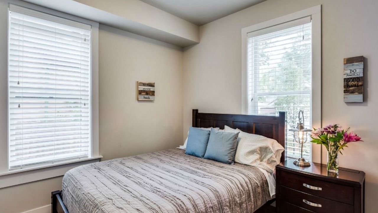 Photo of Bedroom in University North