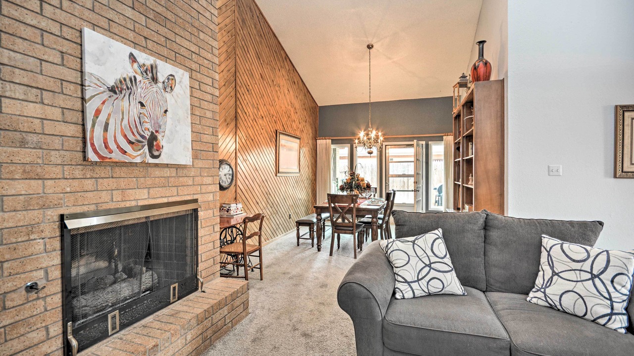 Photo of Livingroom in Heart of Lubbock