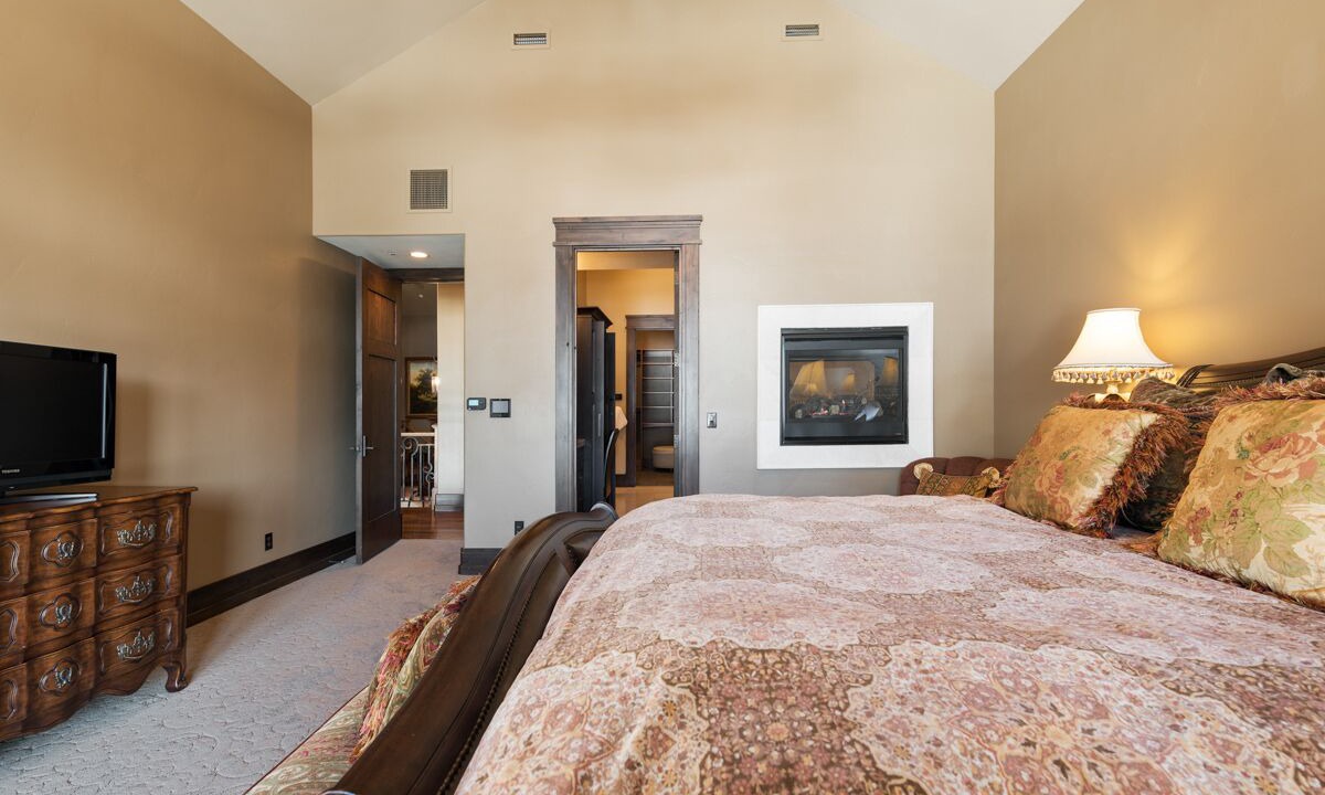 Photo of Bedroom in Deer Valley