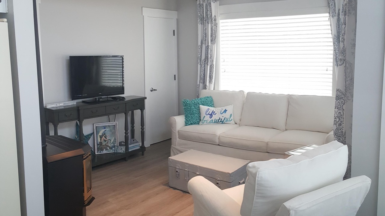 Photo of Bedroom in Oak Harbor