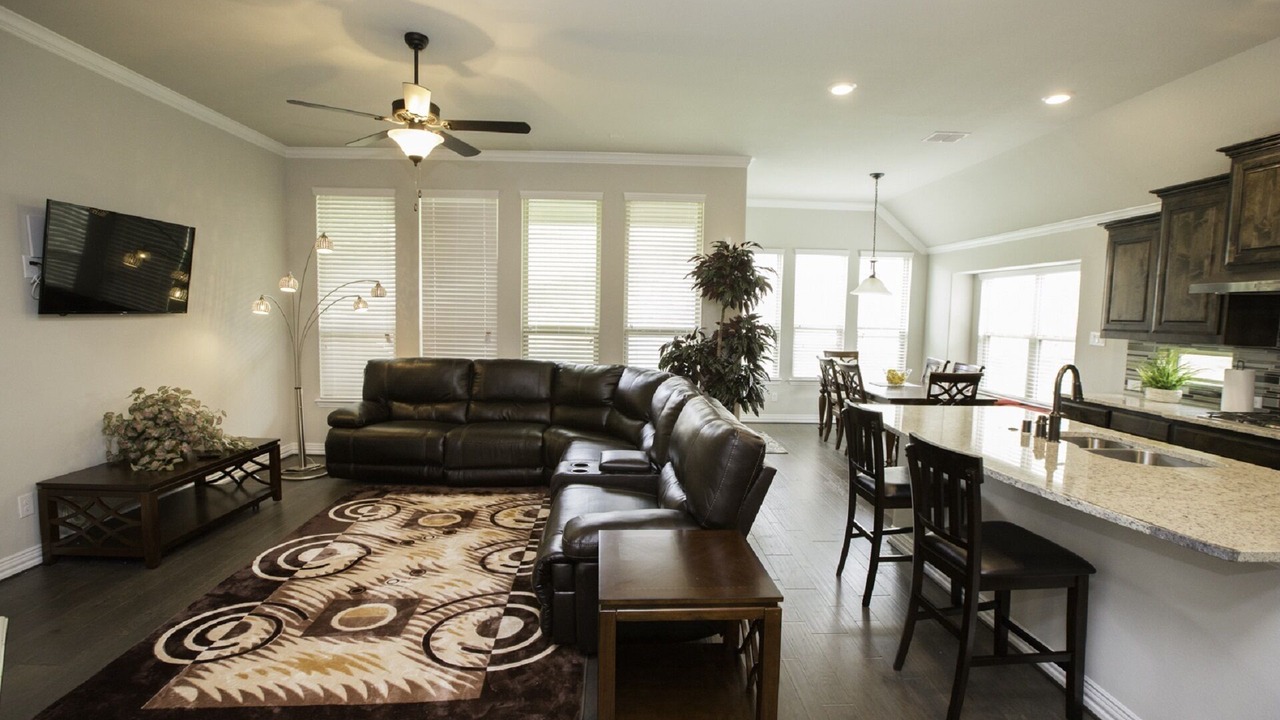 Photo of Livingroom in Las Colinas