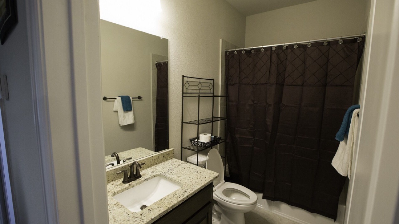 Photo of Bathroom in Las Colinas