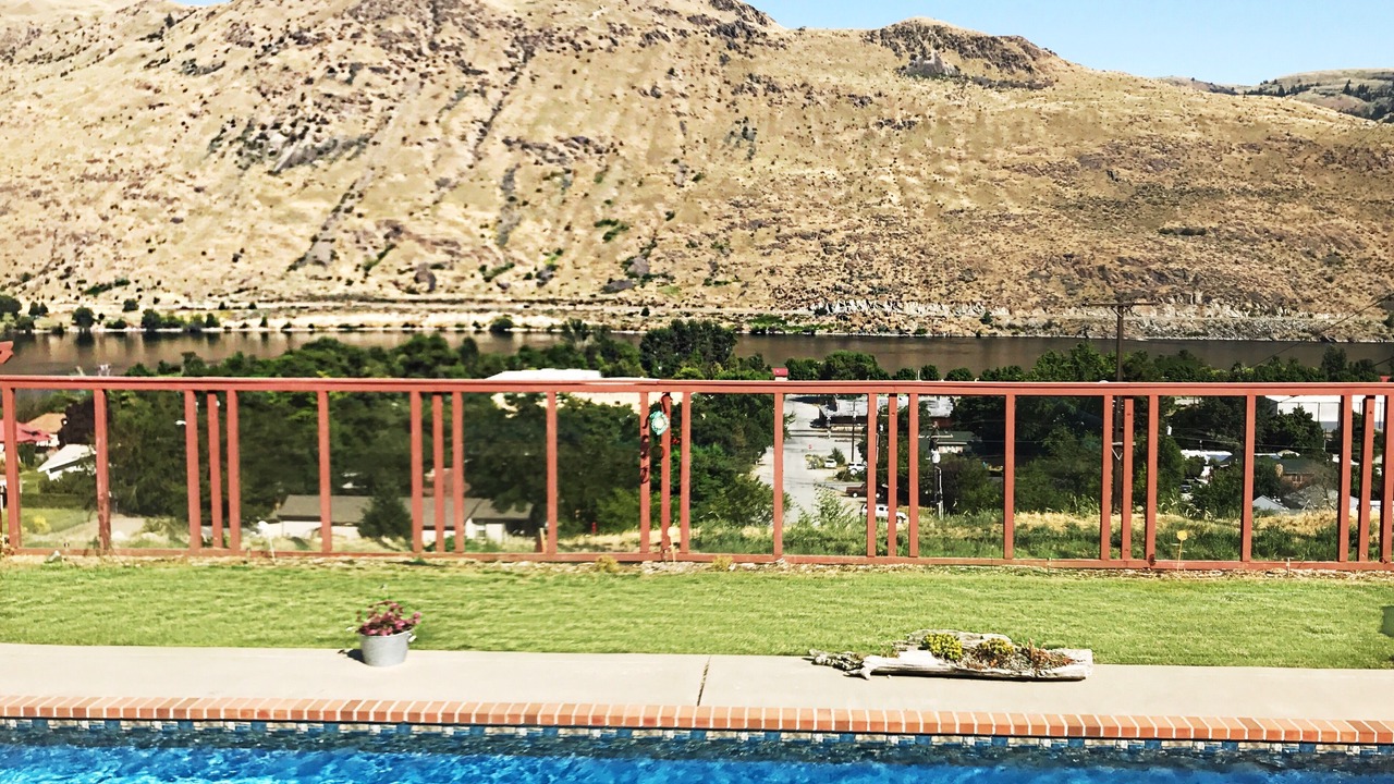 Photo of Outdoor in Chelan Falls
