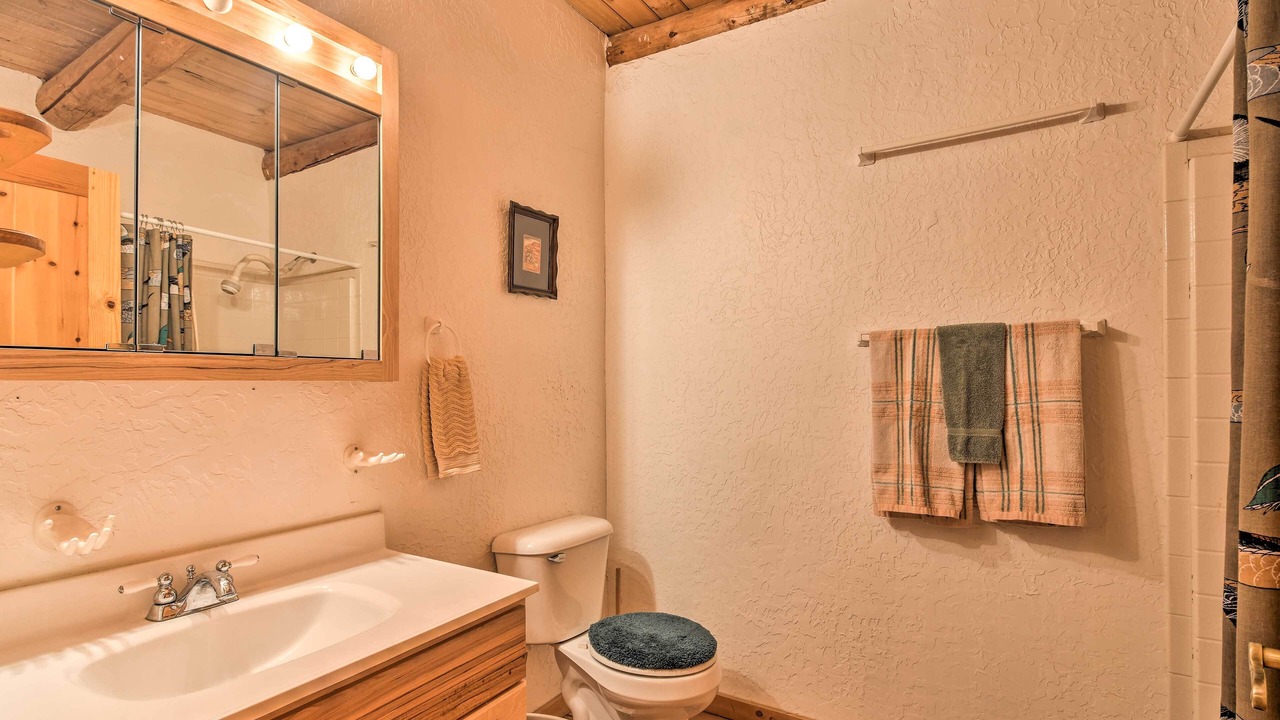 Photo of Bathroom in Cimarron