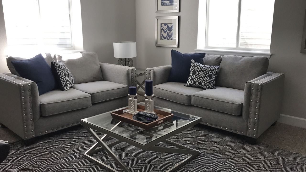 Photo of Livingroom in Aurora