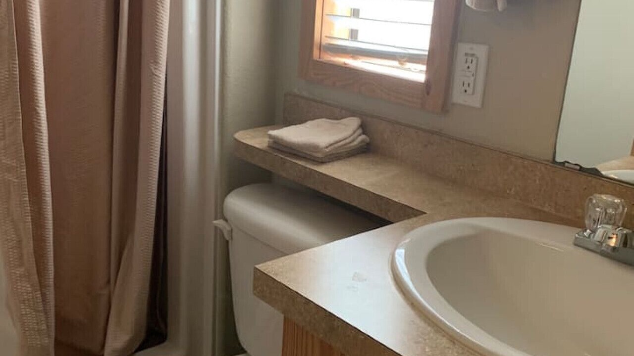 Photo of Bathroom in Rainbow