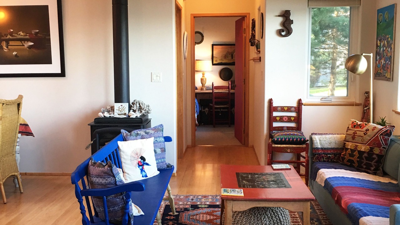 Photo of Livingroom in Lummi Island