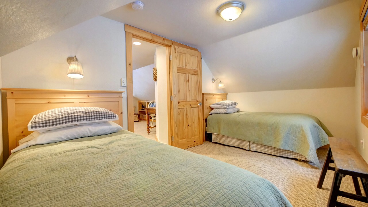 Photo of Bedroom in Winthrop