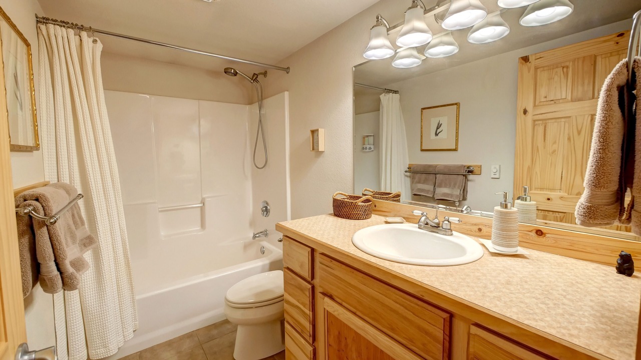 Photo of Bathroom in Winthrop
