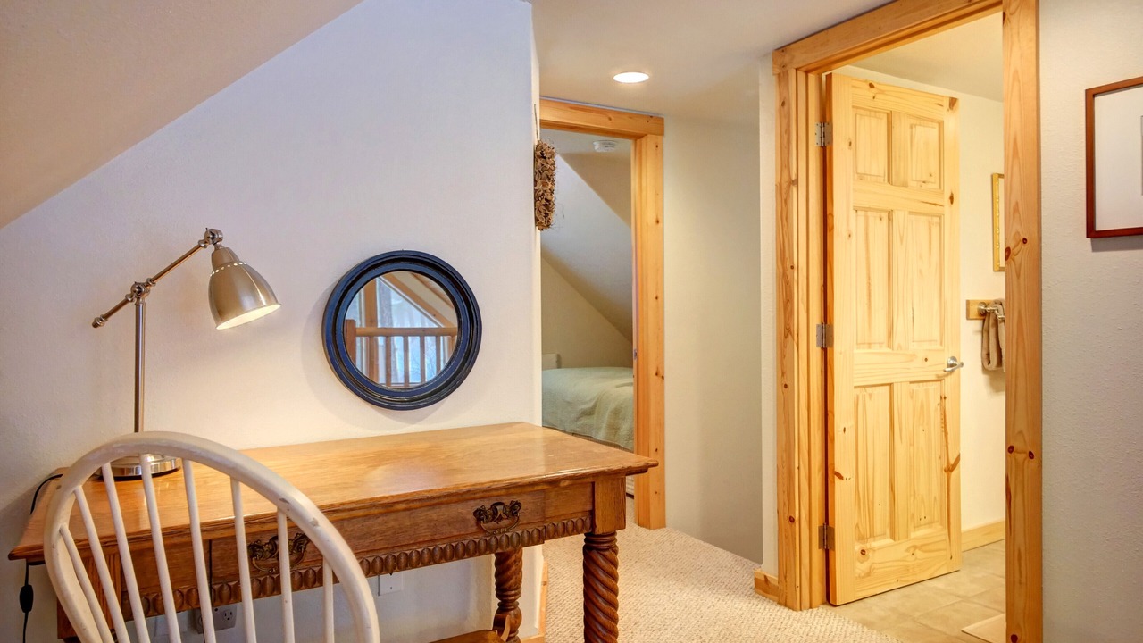 Photo of Bedroom in Winthrop
