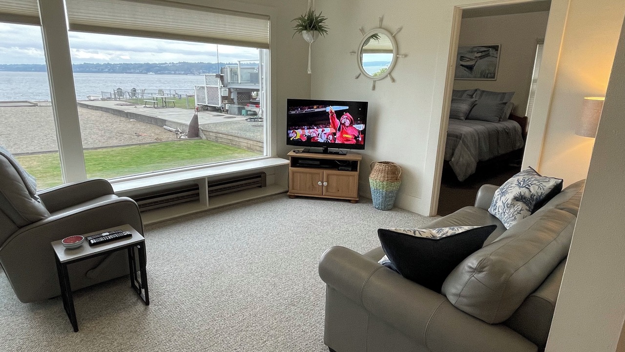 Photo of Bedroom in Clinton