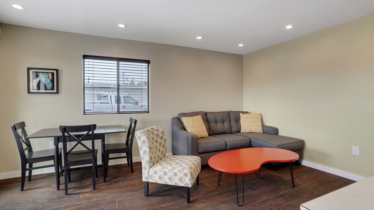 Photo of Livingroom in Albuquerque