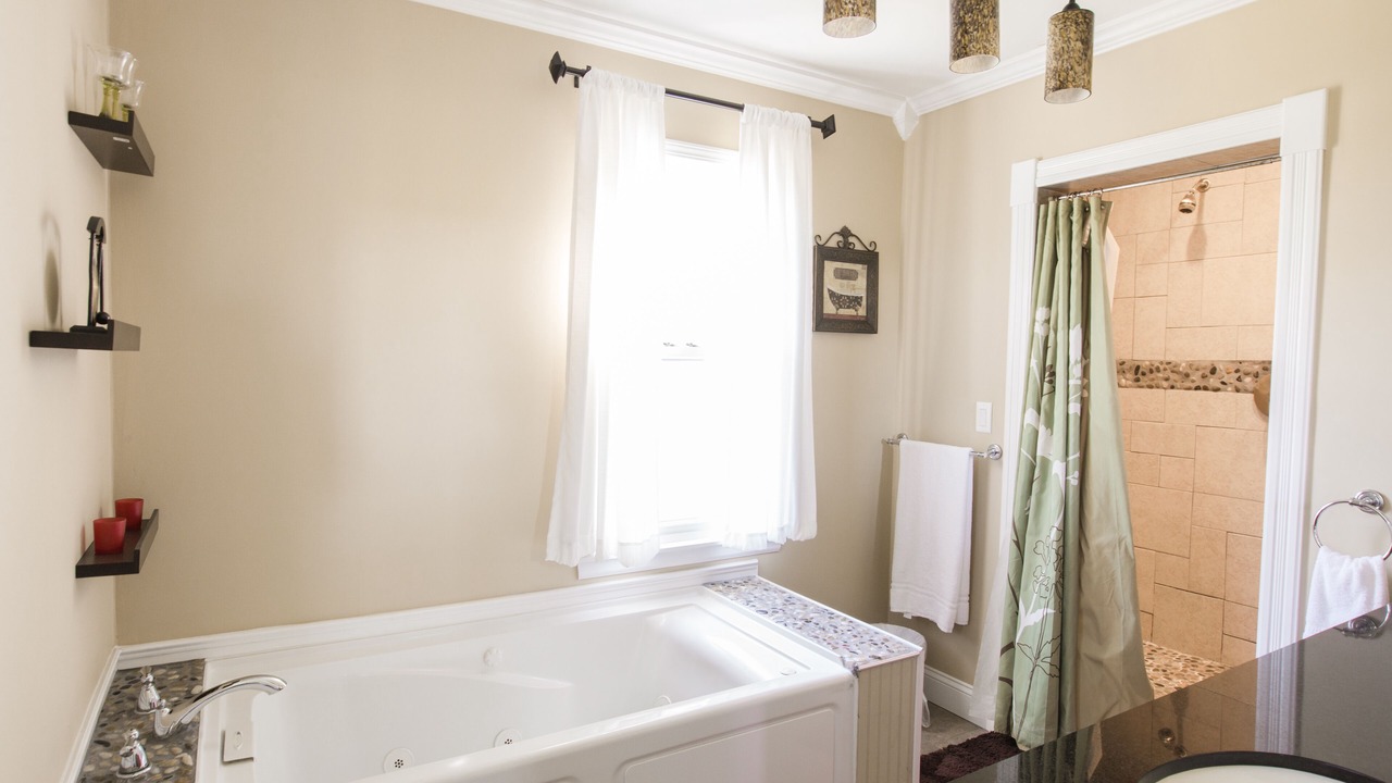 Photo of Bathroom in Buchanan County