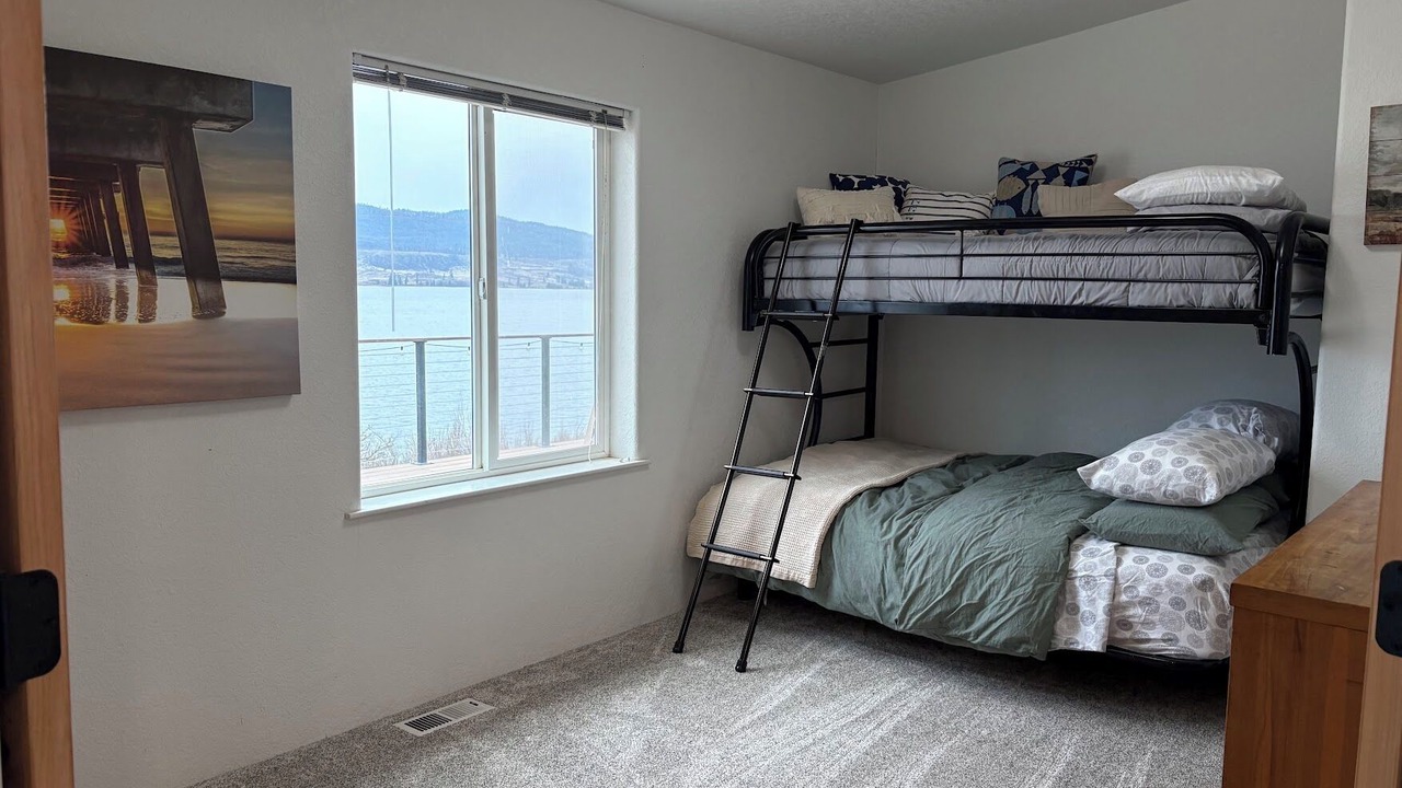 Photo of Bedroom in Davenport