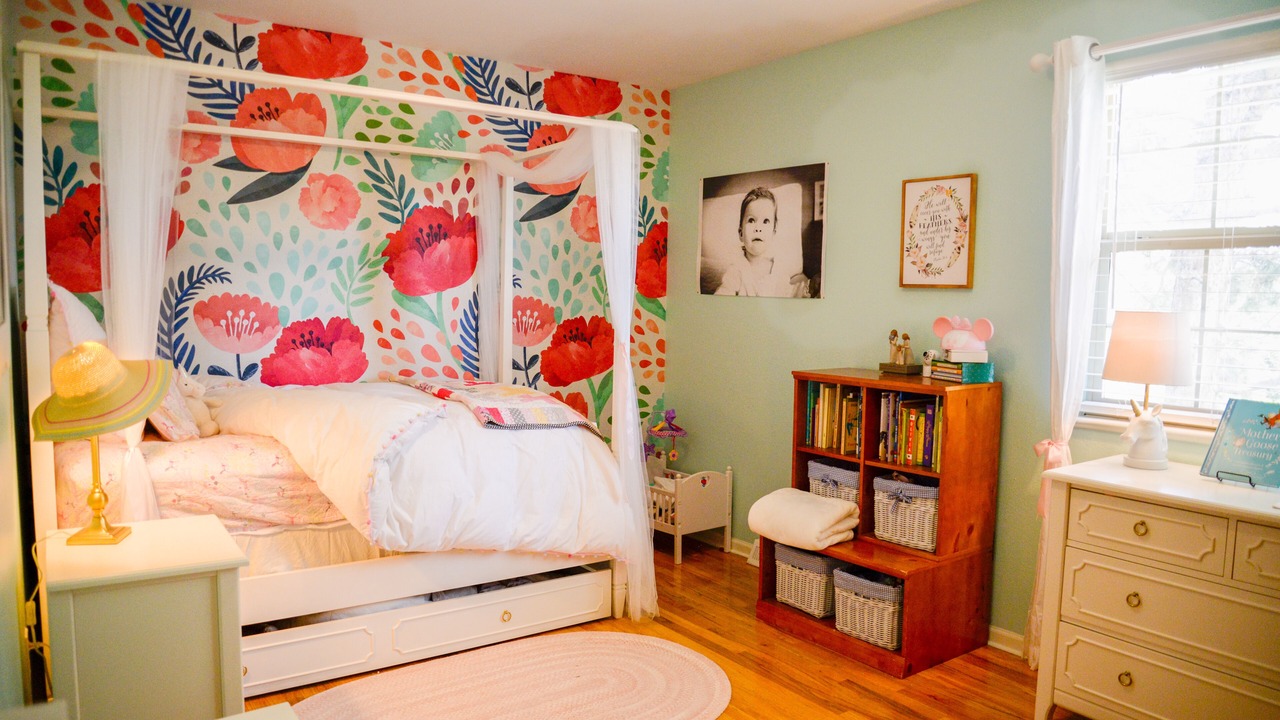Photo of Bedroom in Columbine Knolls